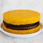 Bolo de cenoura com brigadeiro - Imagem 2